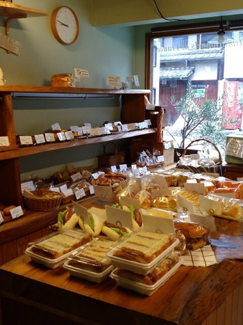 「Rauk 本店」 内観 76296600 店内です♪