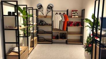 ギフト ショップ / 6