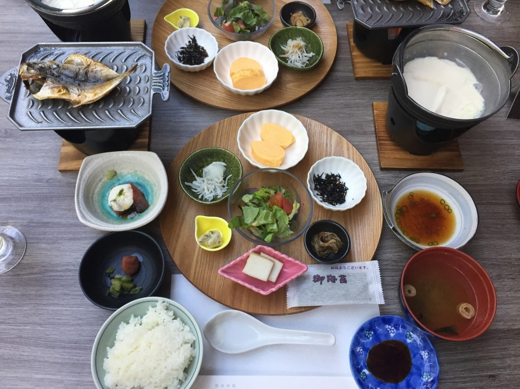 ボリュームのある朝食