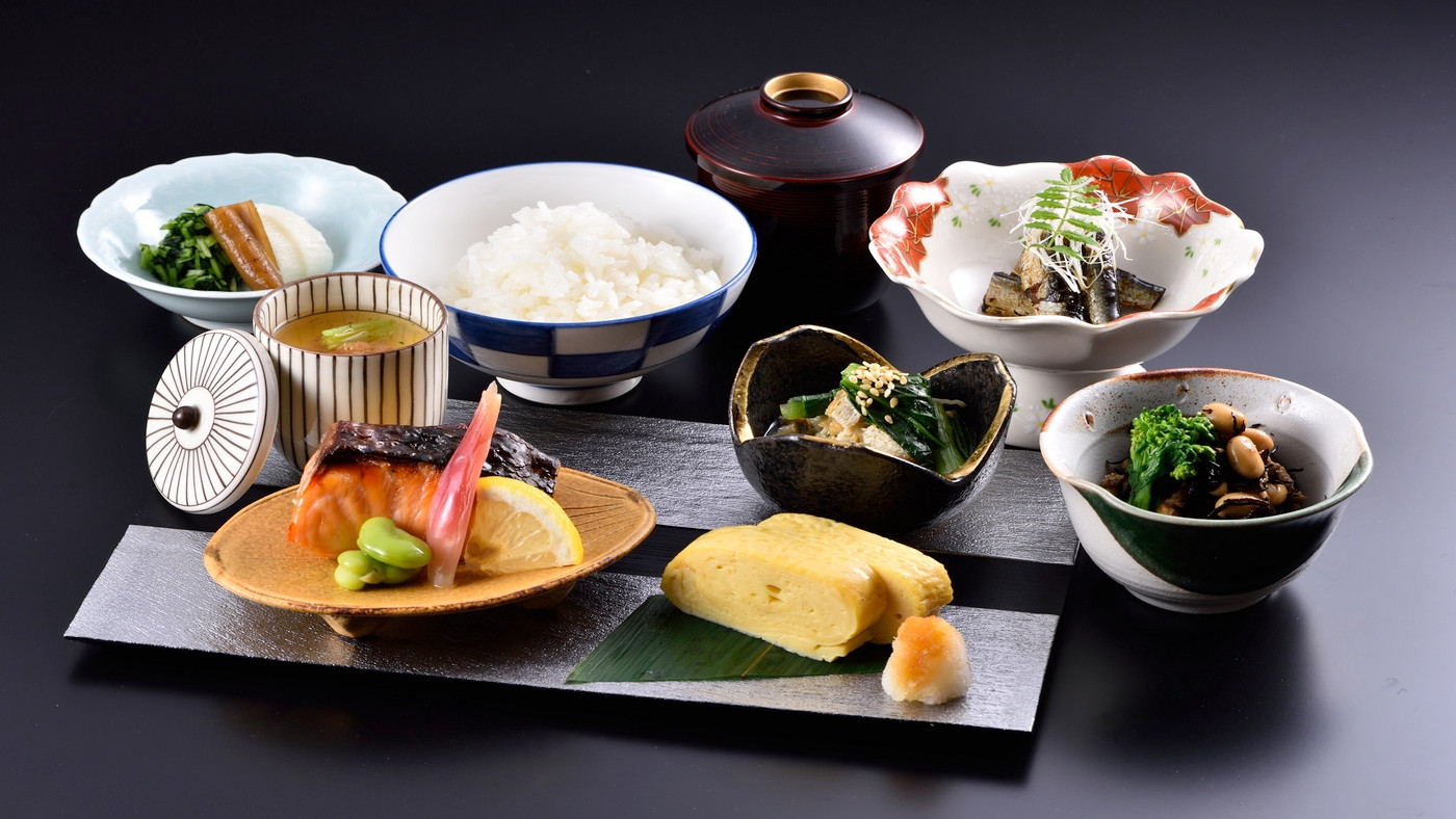 「八坂の塔」近く、石畳の街並みに佇む京町家風の“隠れ宿”3848049