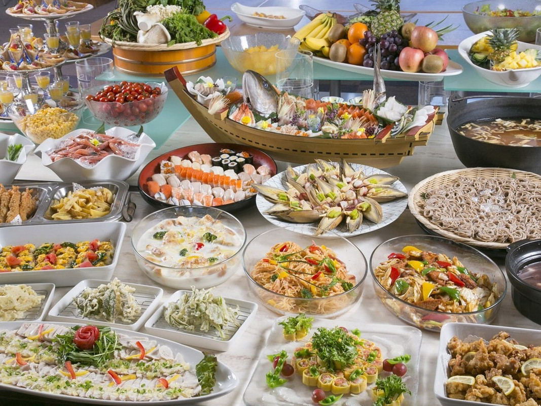 夕食バイキング／料理一例①