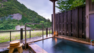 【離れ貴賓室・藤の荘】16畳＋12畳＜天然温泉露天風呂＞ [和室] [禁煙] [マウンテンビュー] [リバービュー]