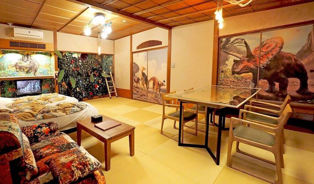 恐竜ルーム T-REX / 2