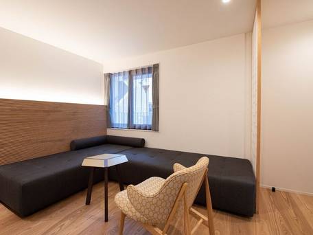 SPATIUM GINZA PONY / 5