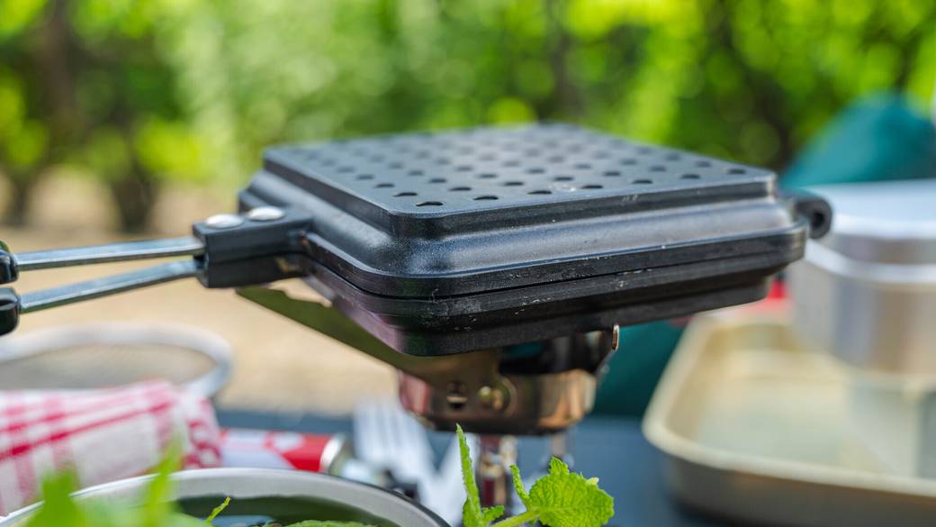 ホットサンド作りのイメージ / 1