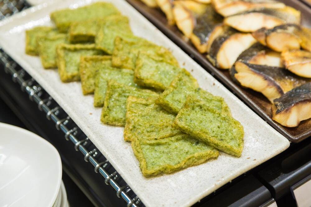 朝食
