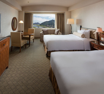 「長良川」が一望できる客室で優雅に過ごす3390912