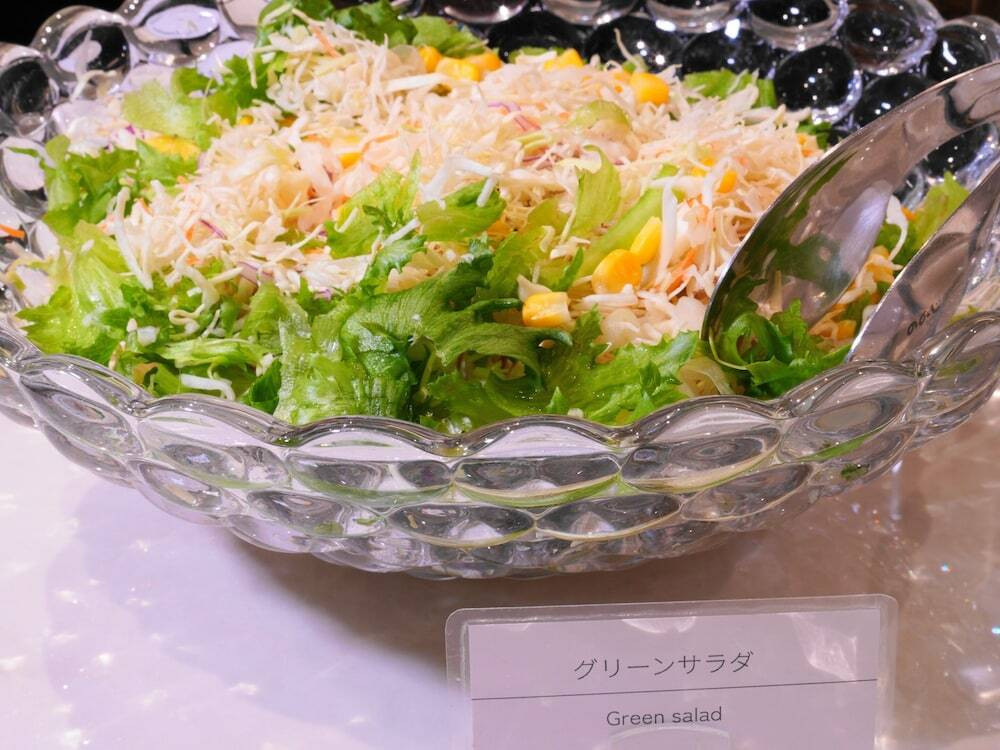 朝食