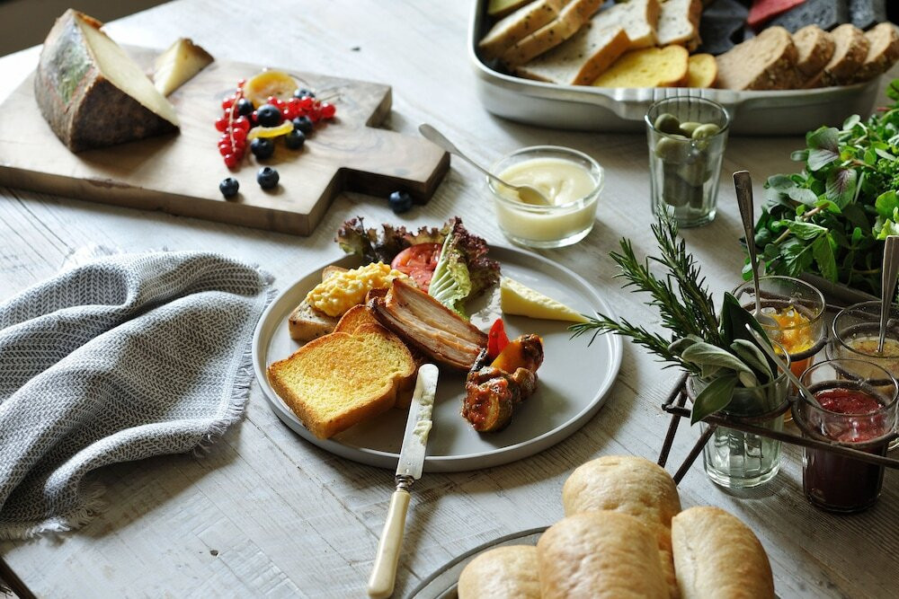 緑に囲まれたテラスで寛ぎのひと時を3956944