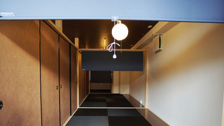 コンドミニアム (Apartment)