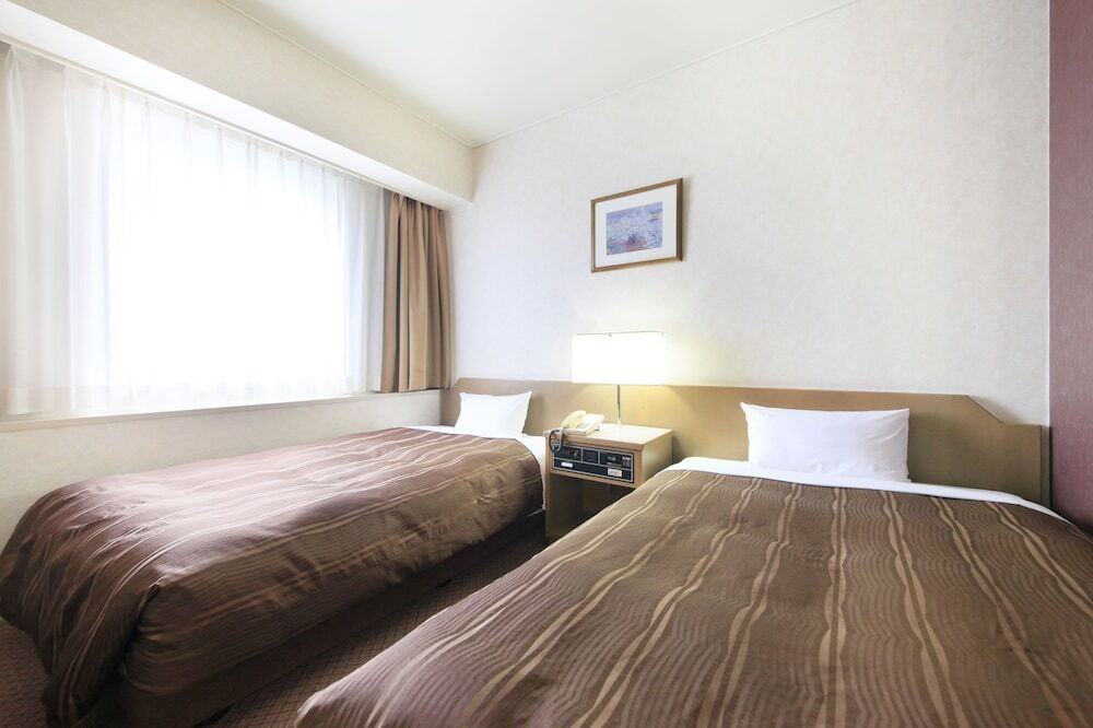 サウナ付き大浴場と3000冊のコミック図書室ありのホテル3634237