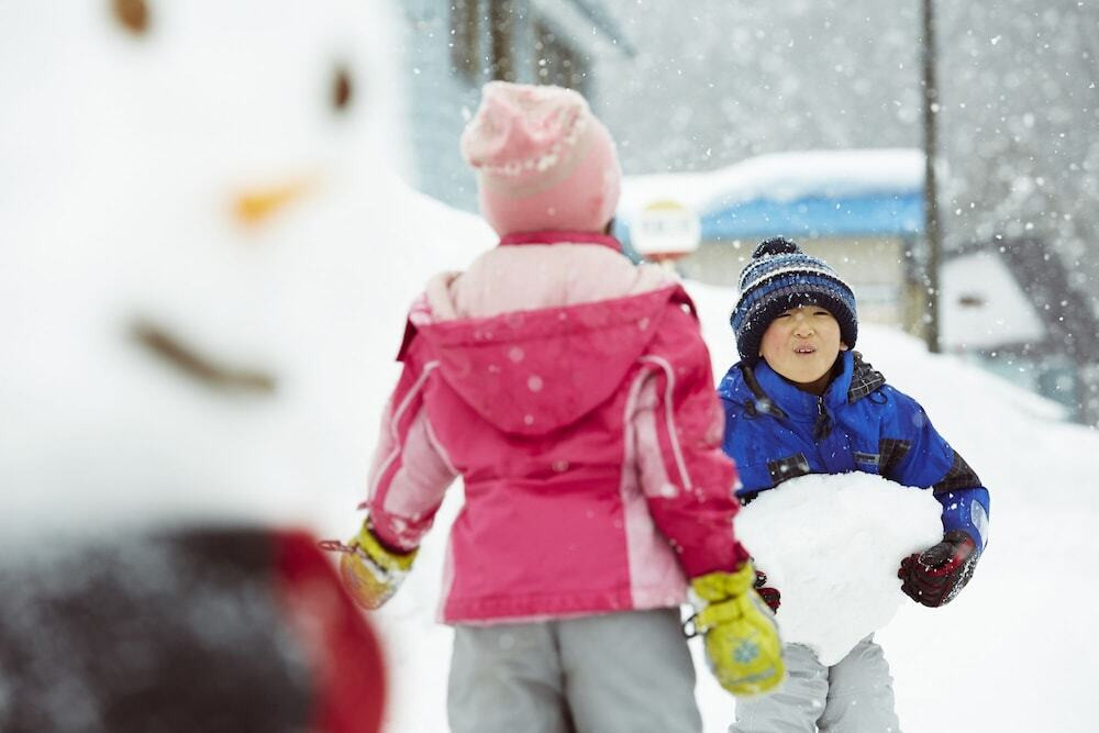 子供用の遊び場 - 屋外