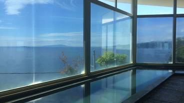 屋内スパ浴槽 / 1