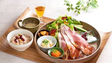 食事・飲み物 / 5