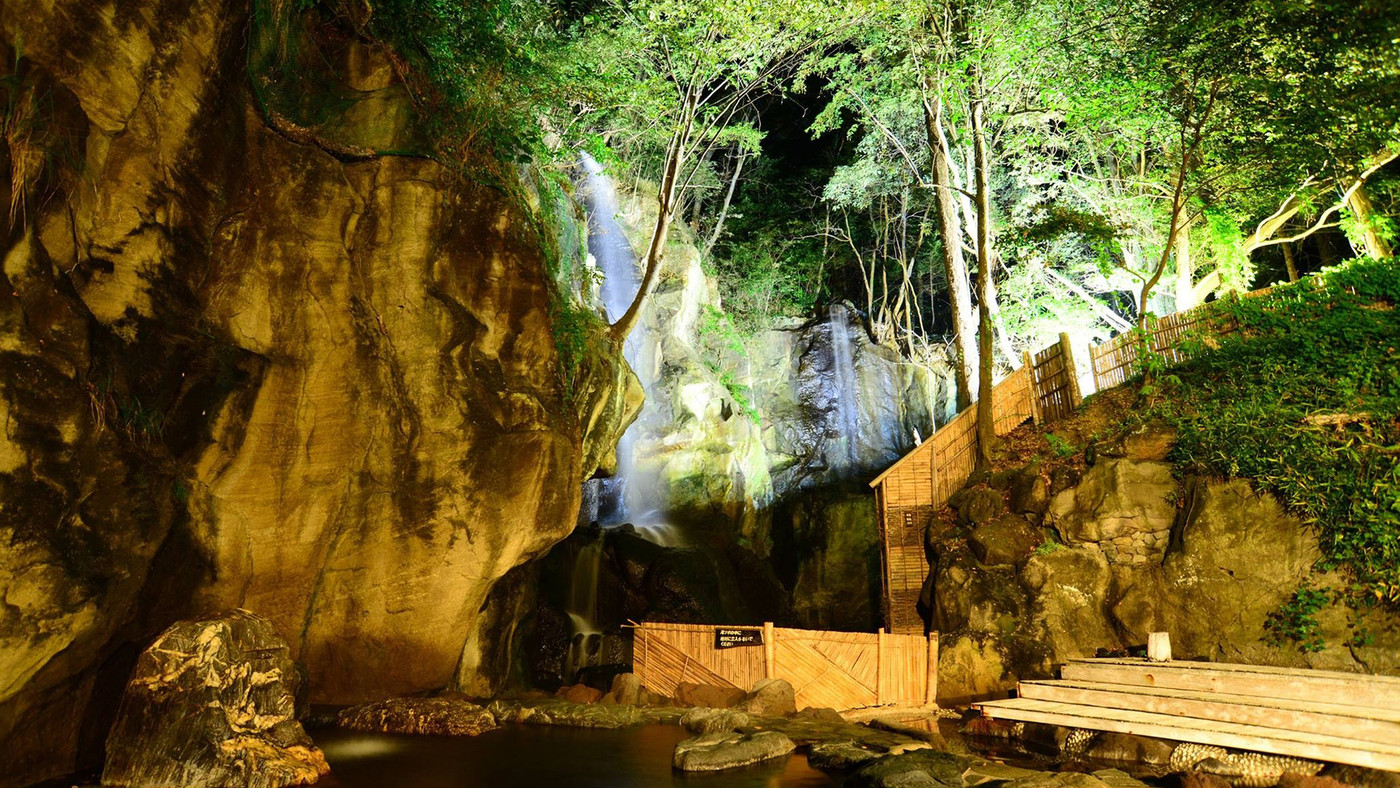 11. 遊び尽くせる温泉テーマパーク「四季の湯温泉 ホテル ヘリテイジ」4264146