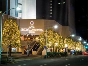 贅沢プール遊びのあとは…「ザ・ステーキハウス」1201579