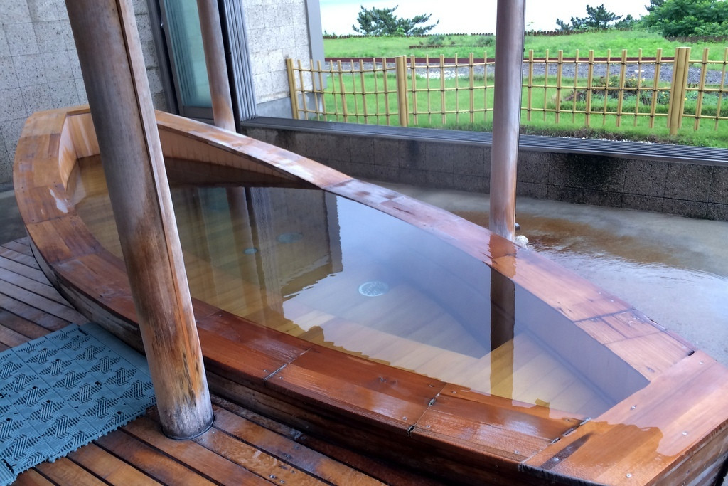 日本海を望む温泉が心も身体も癒す4248843