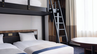 スーペリアトリプル　バンク