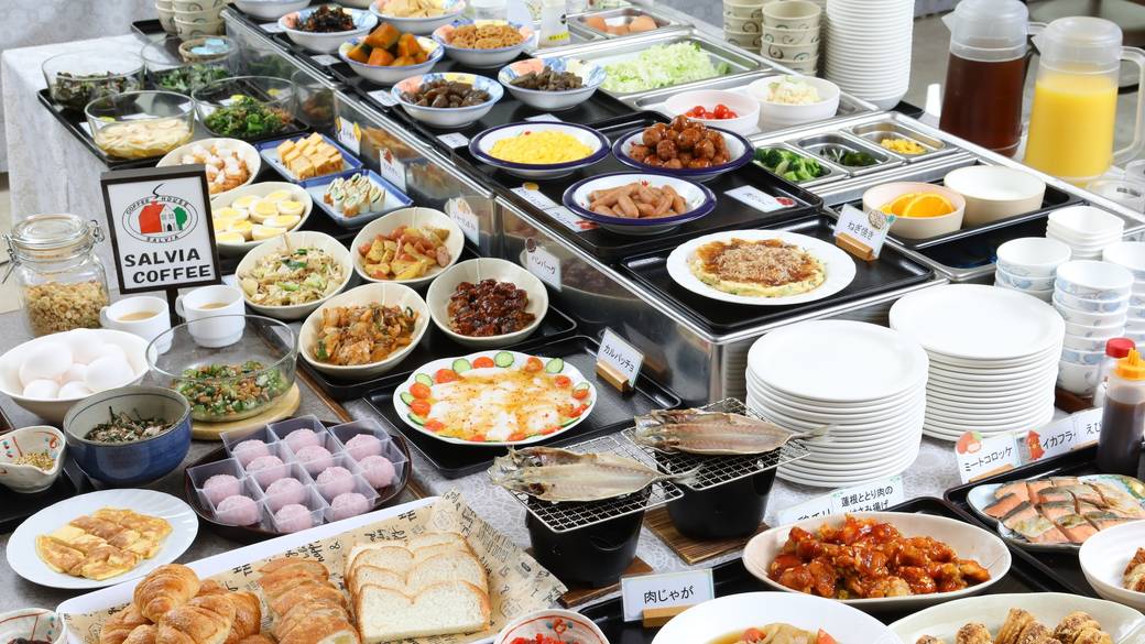 手作りの美味しさと
品数豊富な朝食に満足 / 1