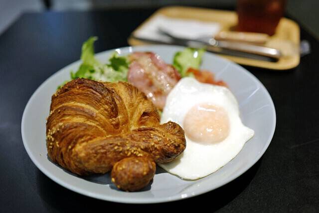 ホテルの朝食も良いけど
銀座のカフェ朝食も◎ / 2