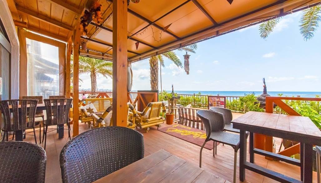 カフェ＆バー マイマル / 1