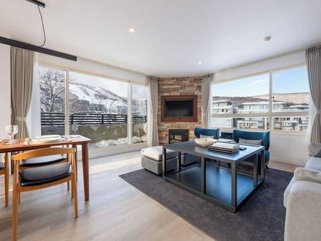 THE FRESHWATER（ザ・フレッシュウォーター） / 1