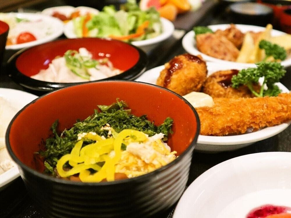 朝食