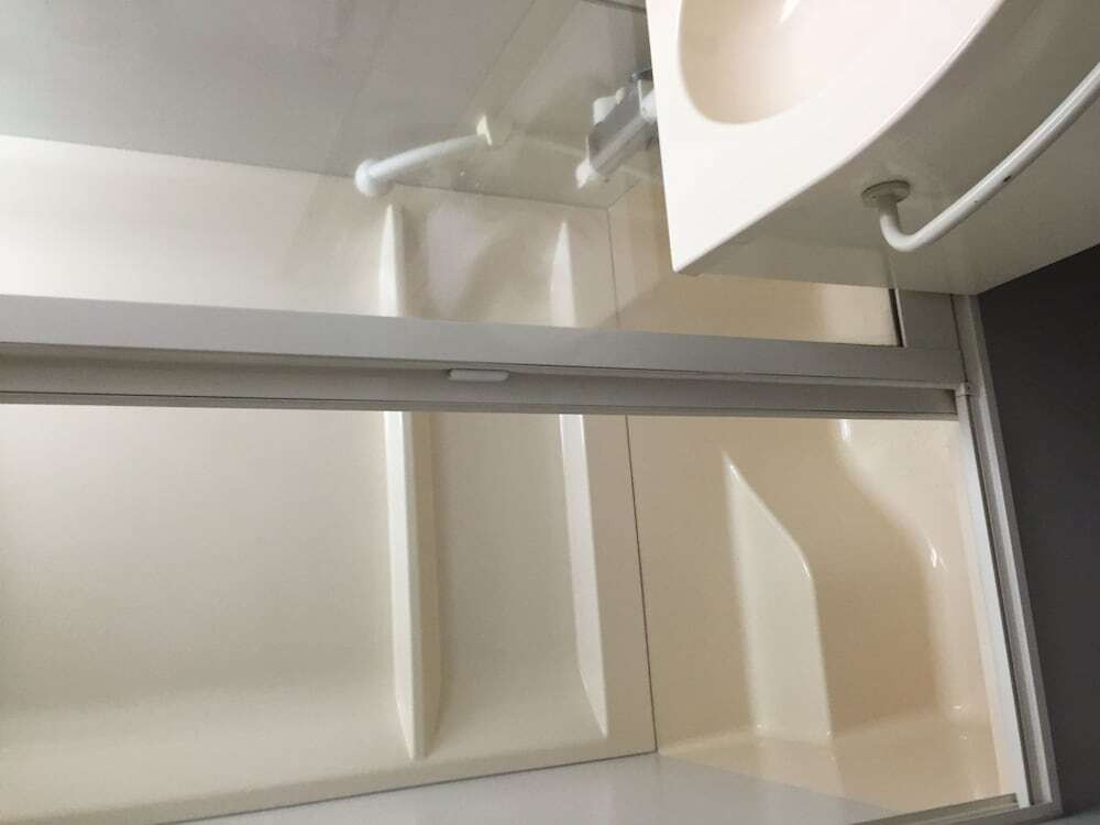 バスルームのシャワー