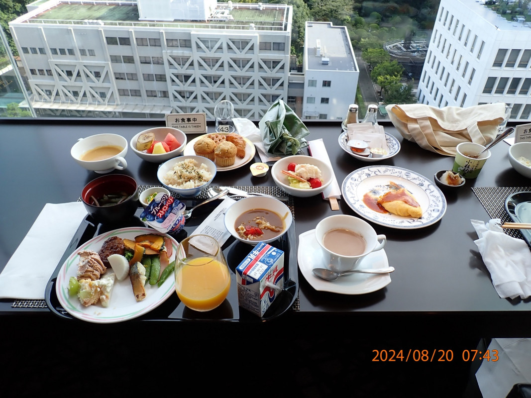 朝食です