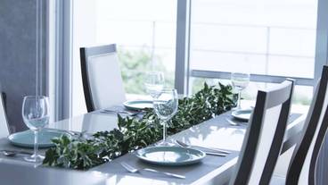 客室内のダイニングエリア / 7