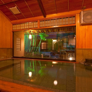 貸切風呂で良質な温泉を二人占め♡3914616