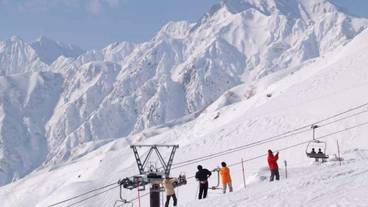 スノー スポーツとスキー / 3