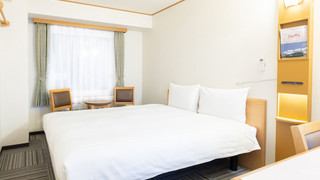 スタンダード ダブルルーム クイーンベッド 1 台 禁煙 冷蔵庫