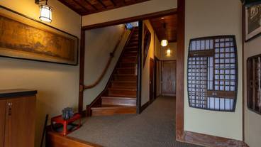 内部エントランス / 2