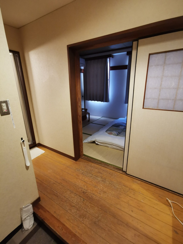 ビジネスホテル林荘