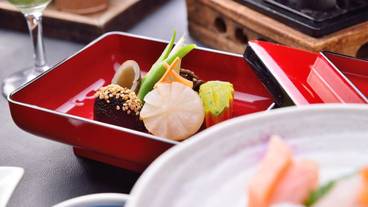 食事・飲み物 / 1