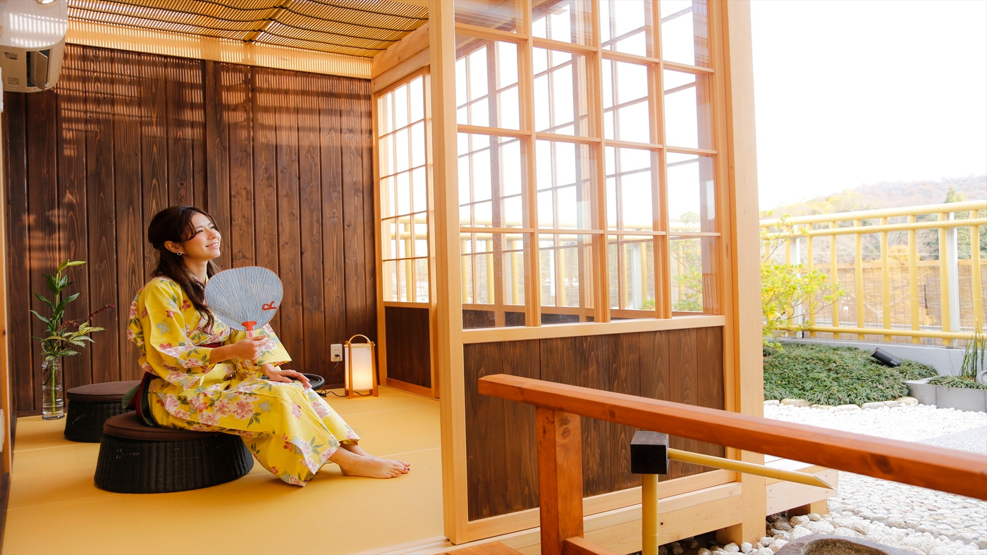 古都の景色を一望できる町屋風ホテル3399792