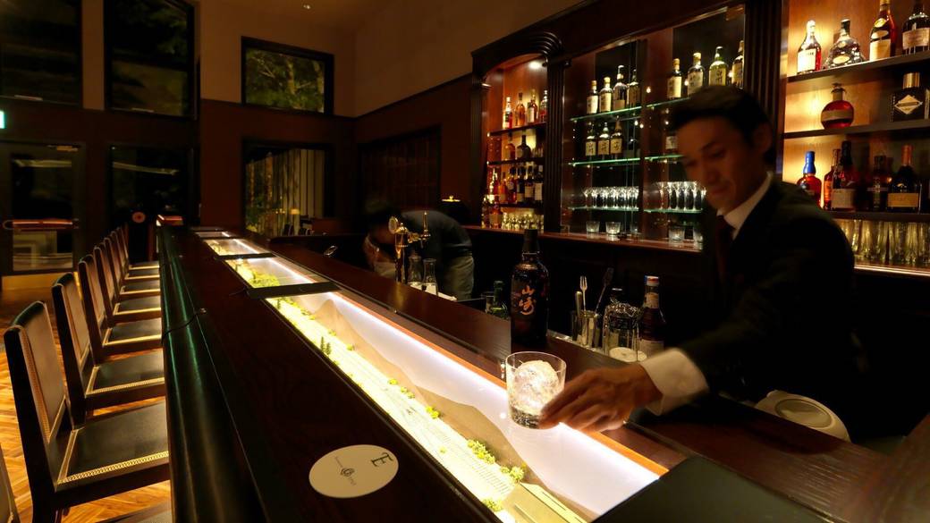 バーカウンターのジオラマ / 1