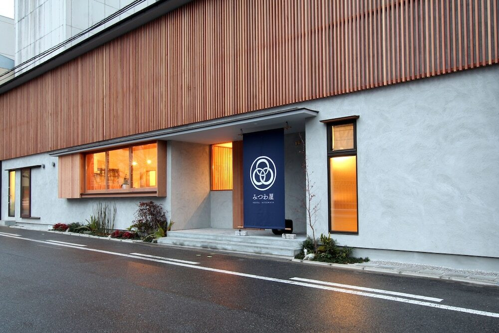 床もベッドも天然木で心地いい♡3994327