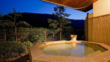 屋外スパ浴槽 / 2