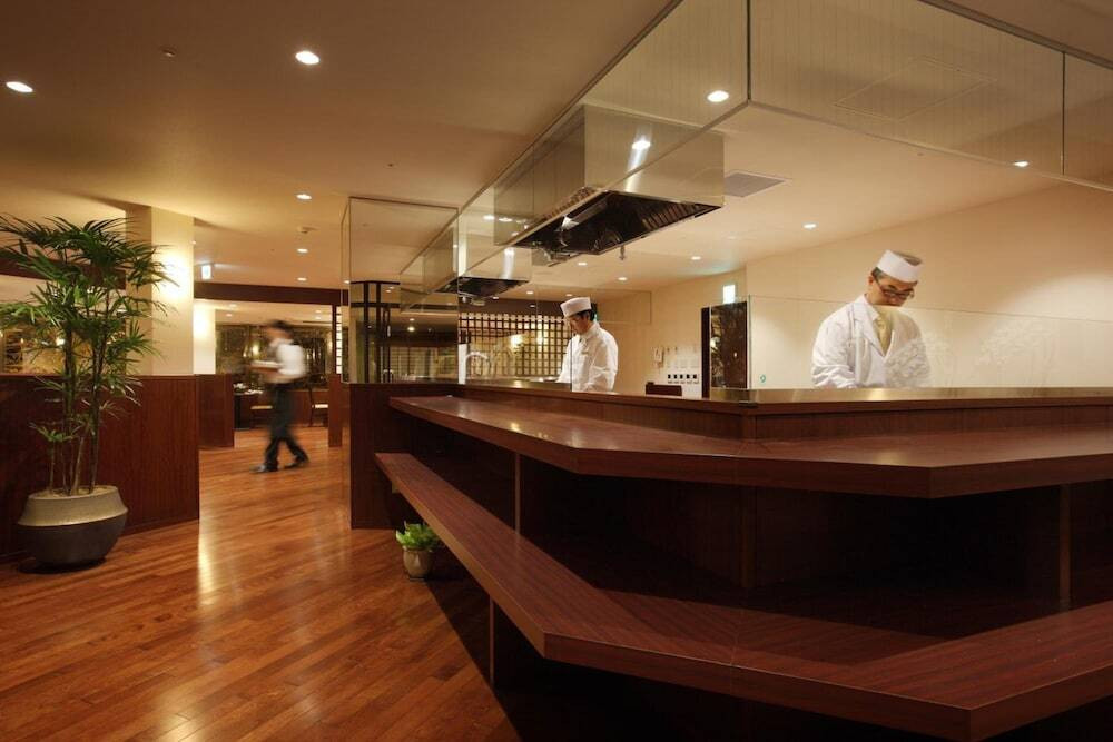 レストランライブキッチン