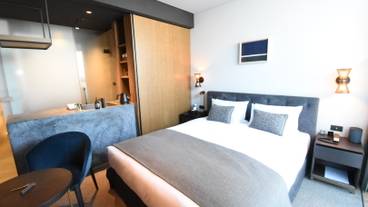 デラックスダブル / 3