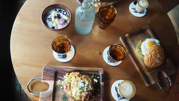 食事・飲み物 / 1