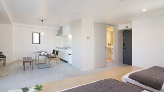 エクスクルーシブ スタジオ (802)