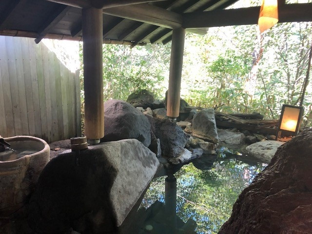 貸切風呂「岩室」