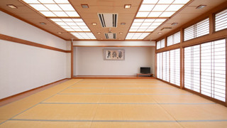 和室 18畳 (6名用)