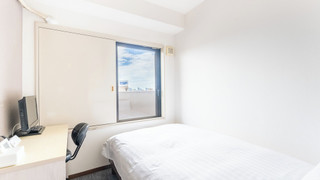 セミダブルルーム 禁煙(21:30以降チェックイン不可)