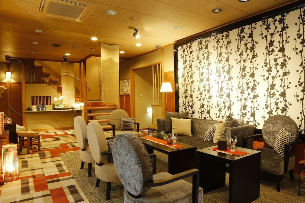 花びらを浮かべた貸切風呂で夢心地♪4070740