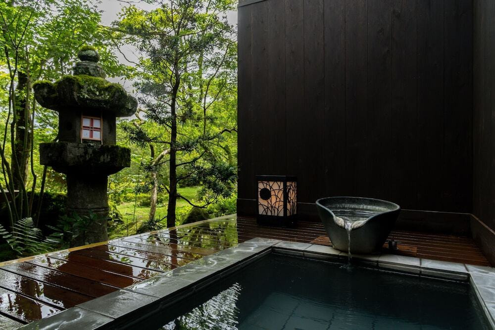 離れ「洗心亭」 露天風呂