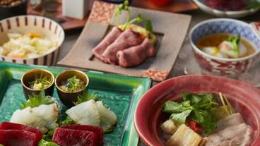 食事・飲み物 / 12